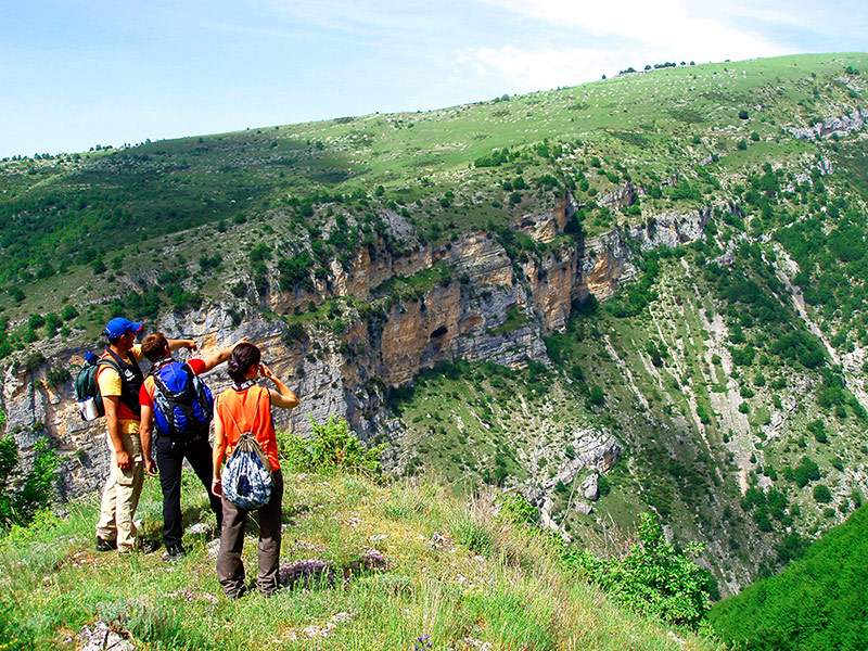 Sentiero di Fonte Viola nella Valle dell’Orfento